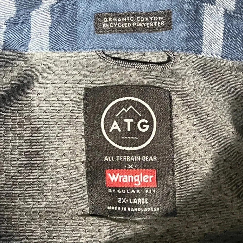 ATG Wrangler Mens 2XL Blue Plaid Flannel Shirt Elbow Patches Outdoor Utility